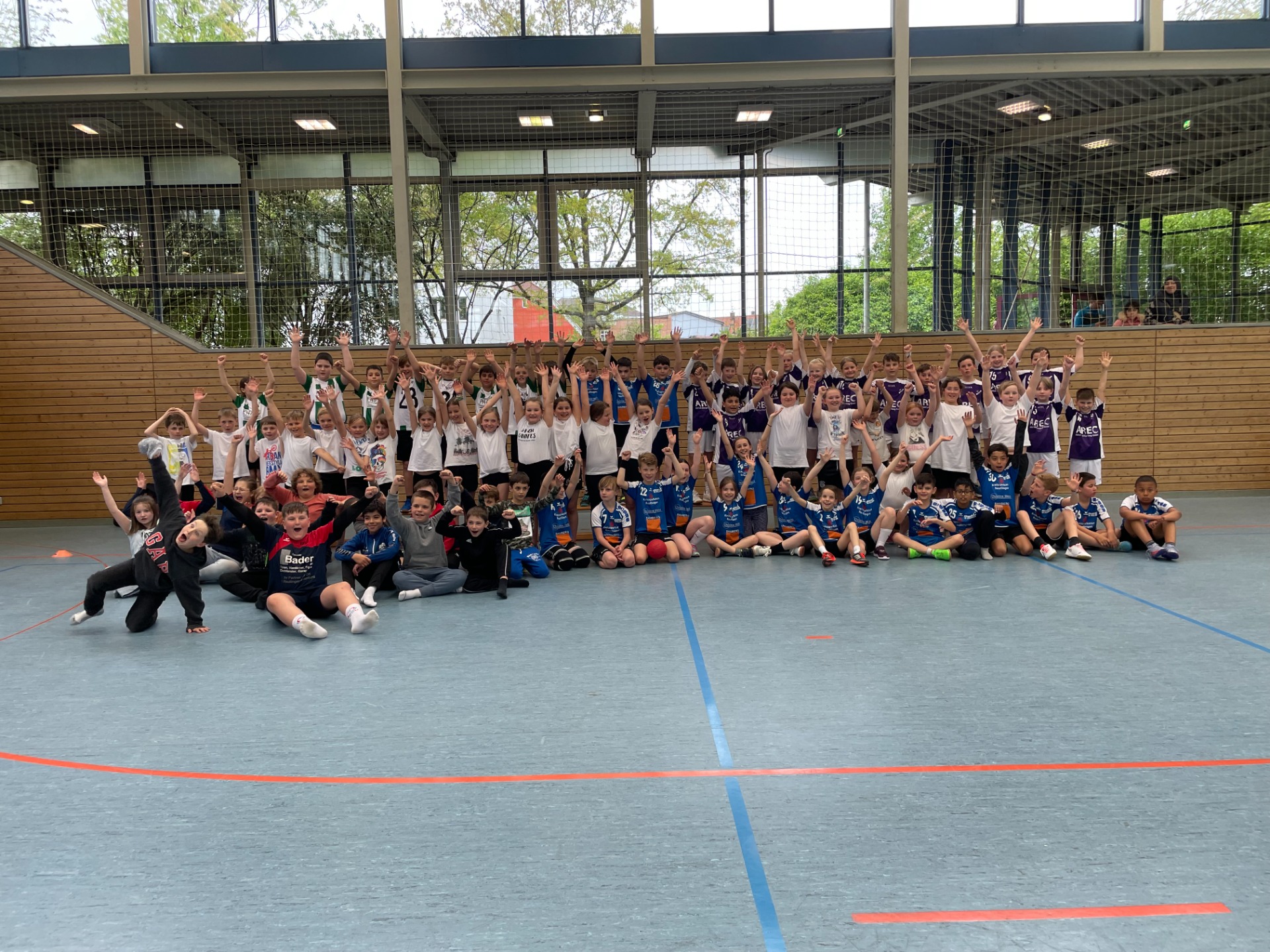 Erstes Turnier der Handball-Grundschulliga - Bild 1