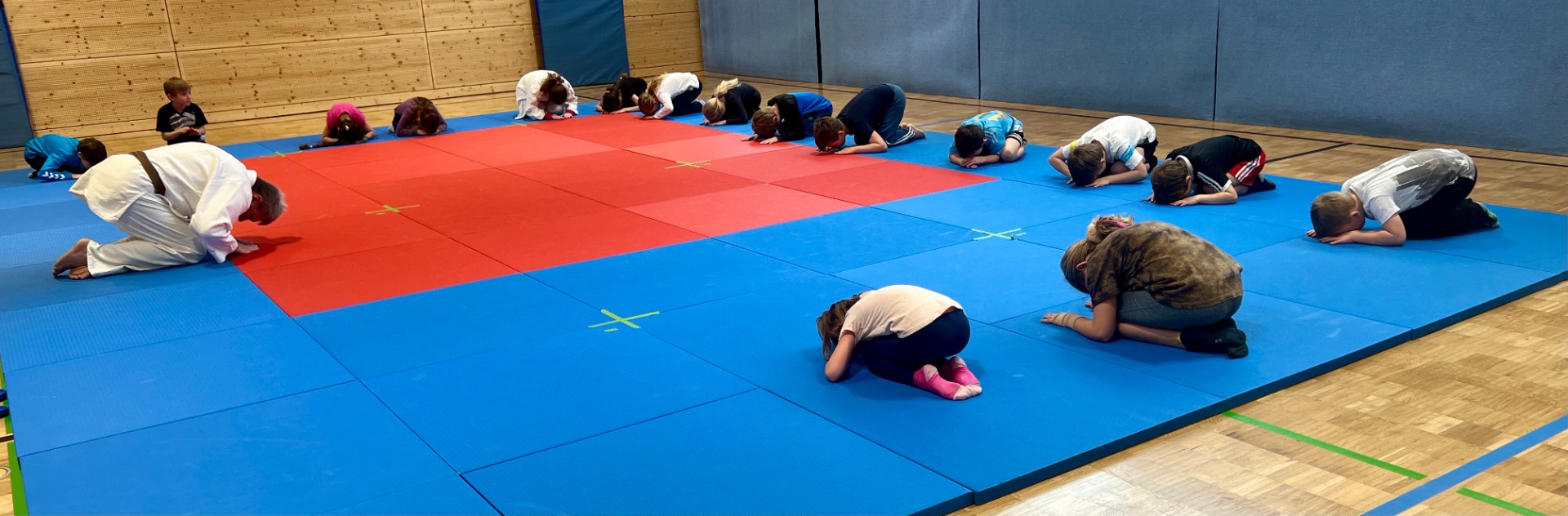 Arbeitsgemeinschaft Judo an der Grundschule Lauterhofen - Bild 1