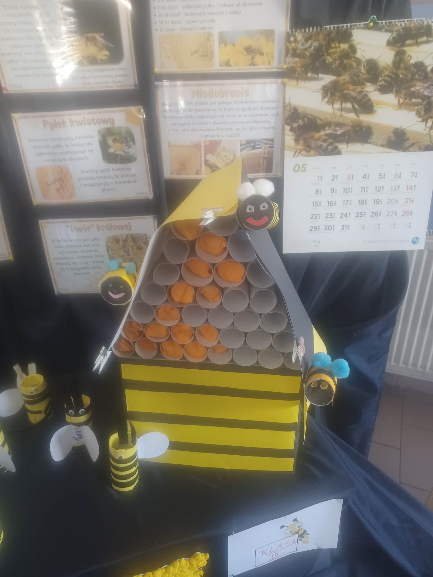 Własnoręcznie stworzony ul dla pszczół - Obrazek 5