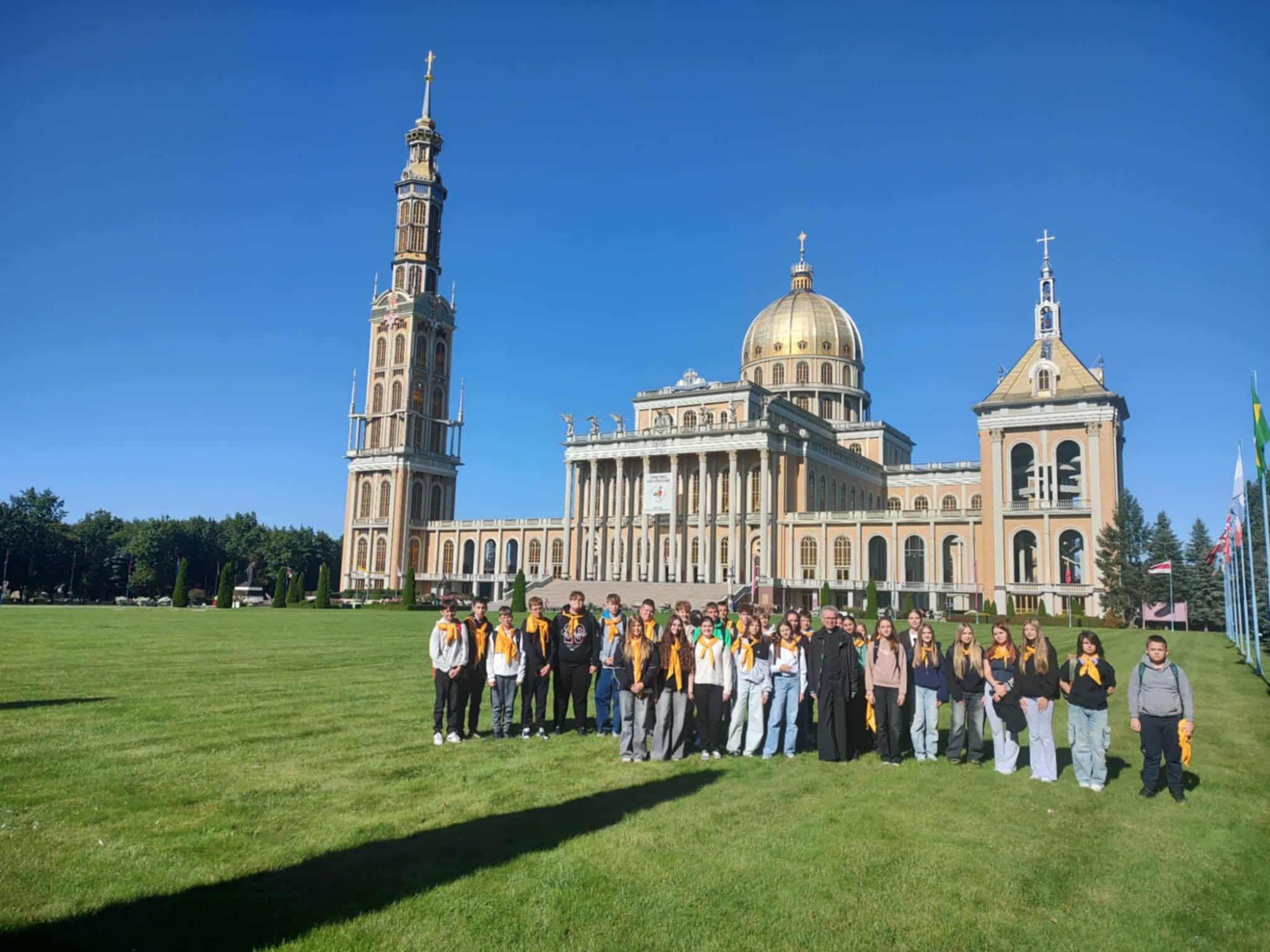DIECEZJALNA PIELGRZYMKA DO LICHENIA - Obrazek 1