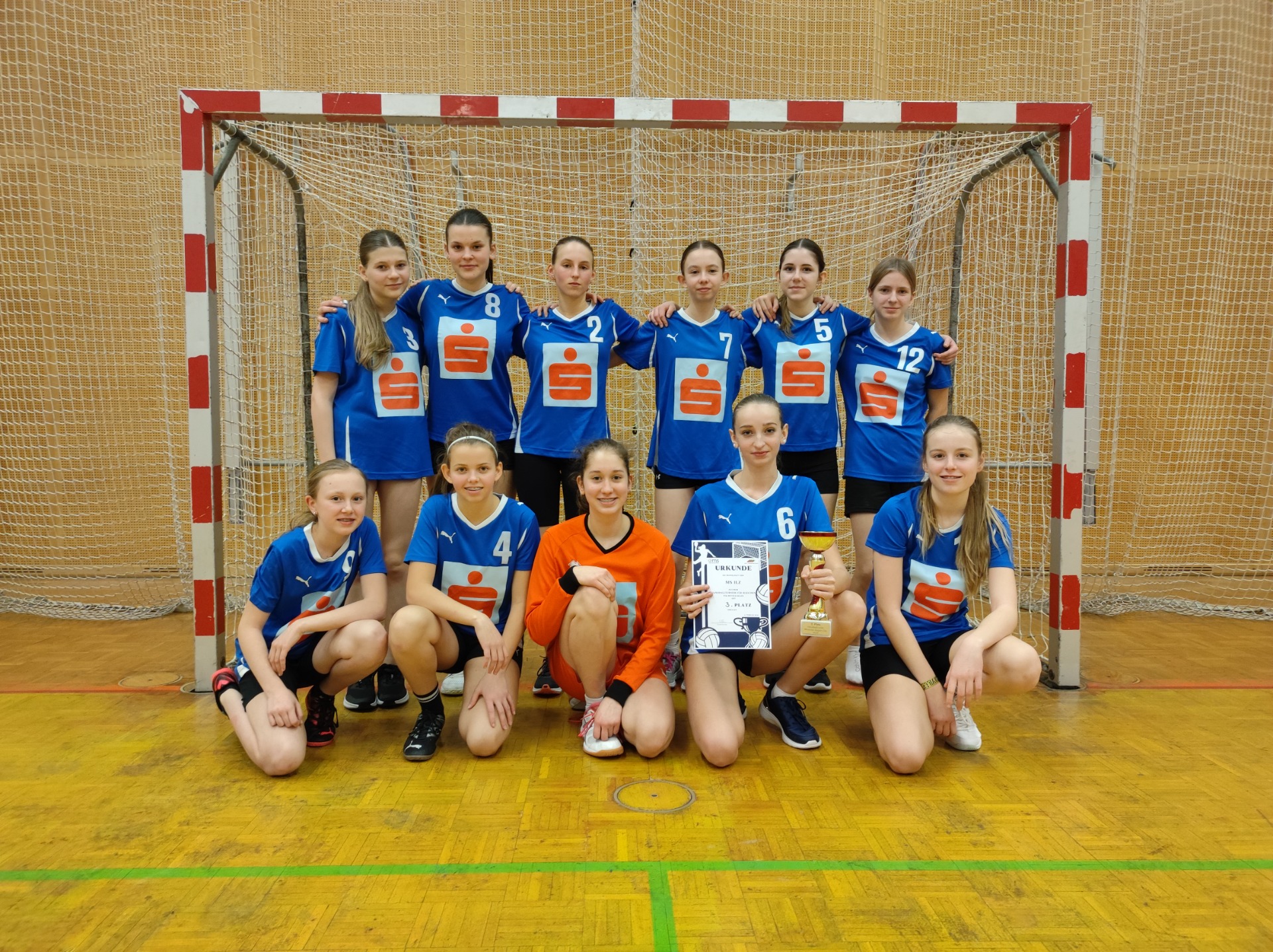 Erfolg beim Mädchen-Handballturnier in Gleisdorf - Bild 1