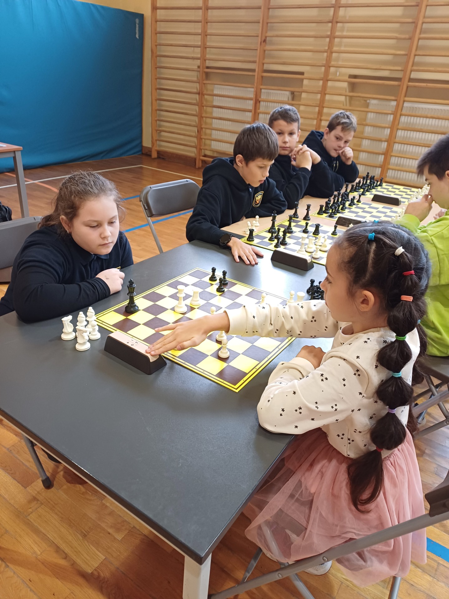 Kolejne sukcesy szachowe uczniów naszej szkoły - Obrazek 3