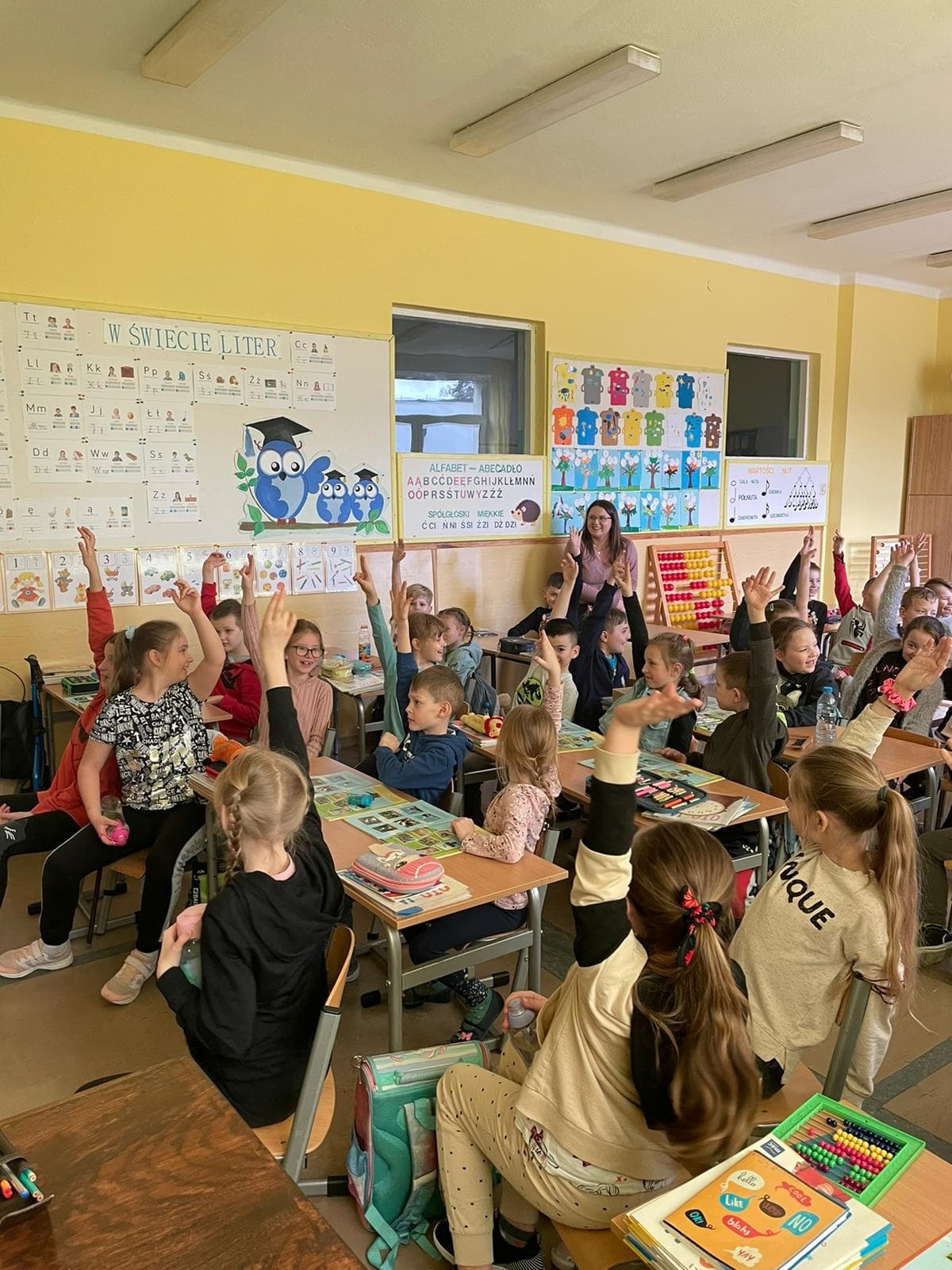Spotkanie polsko-ukraińskie uczniów i nauczycieli na platformie Zoom - Obrazek 1