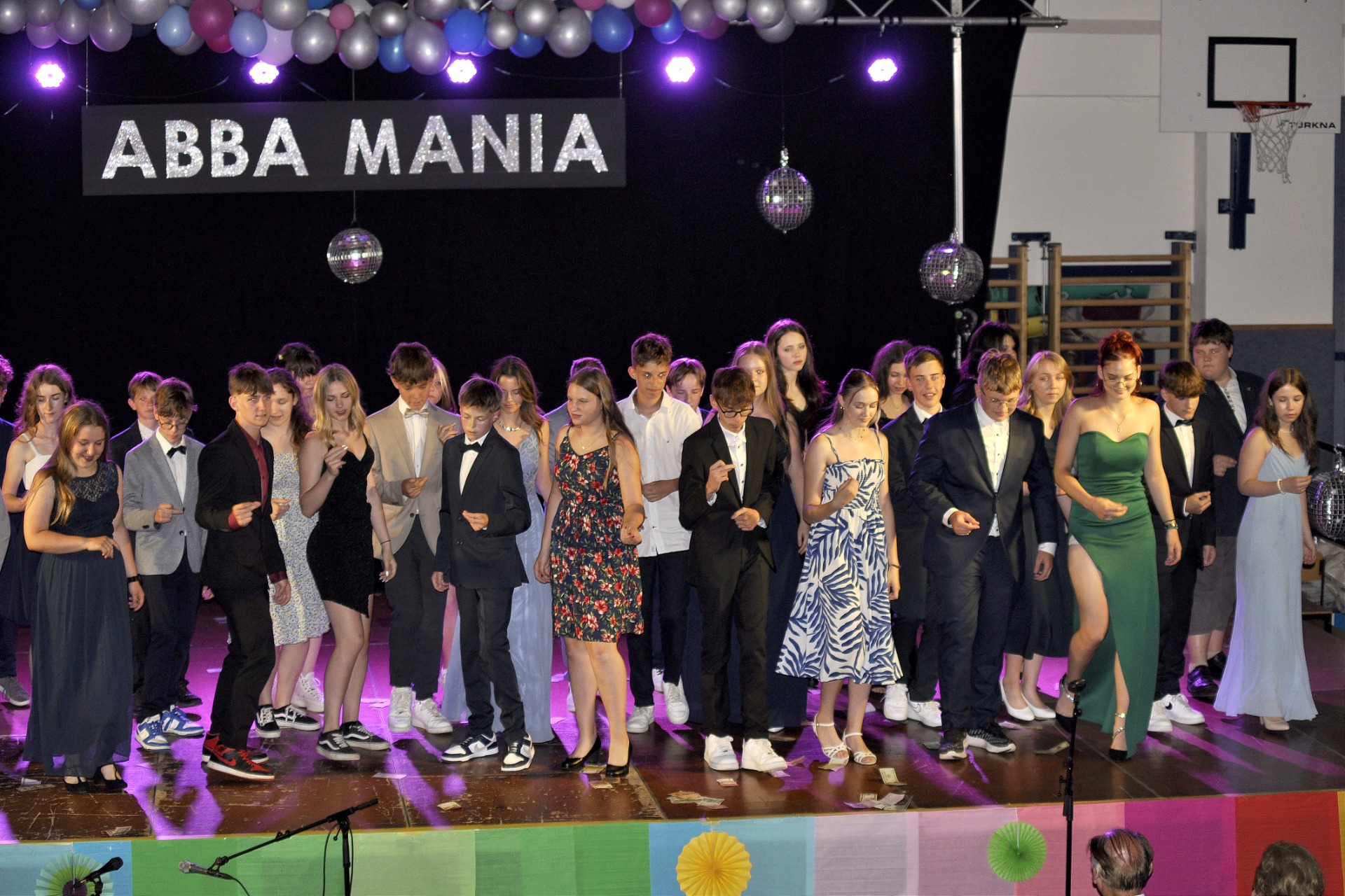 „ABBA-Mania“ Abschlussfeier 2022/23 - Bild 1