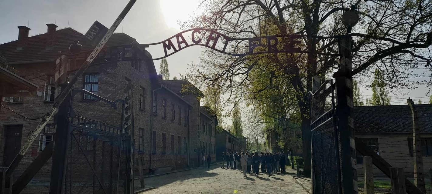 Wycieczka do Muzeum Auschwitz - Birkenau - Obrazek 1