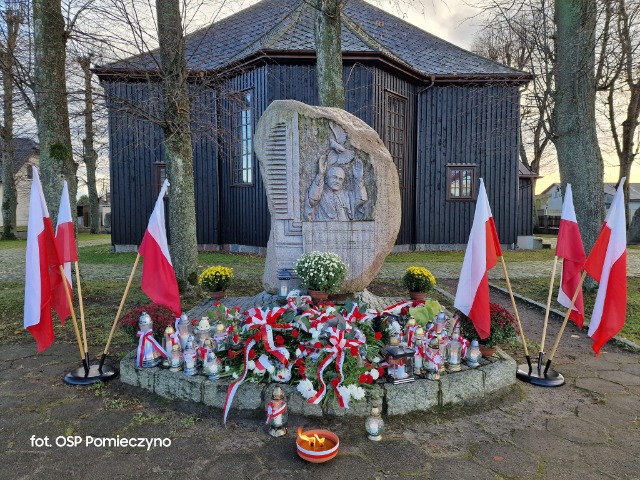 Obchody "105 rocznicy Odzyskania Niepodległości" w parafii Pomieczyno - Obrazek 1