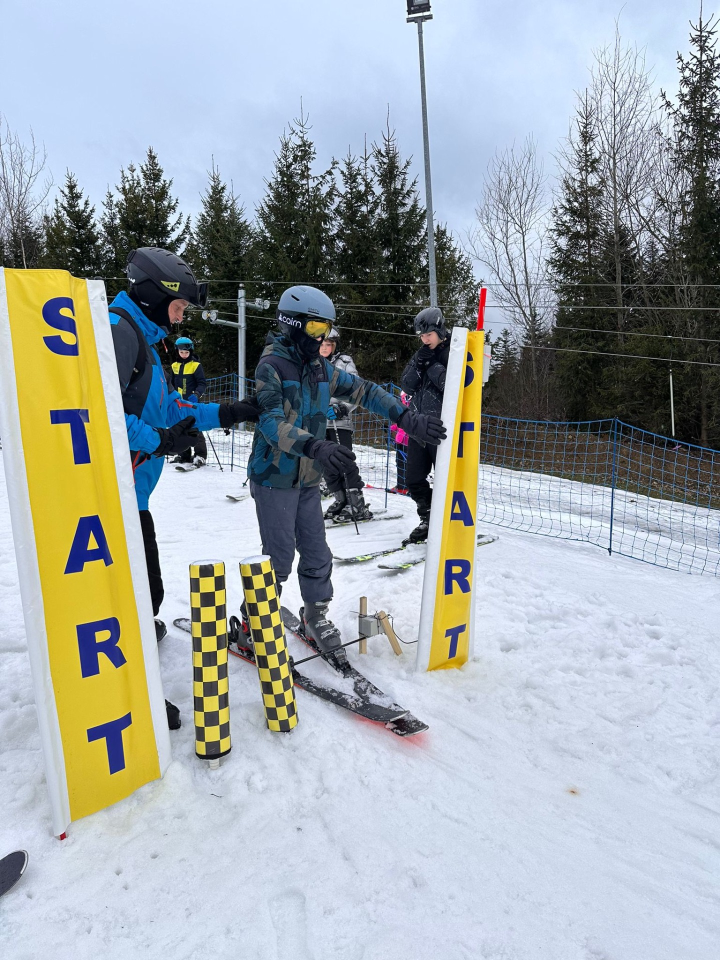 Zawody w narciarstwie alpejskim „O Puchar Wójta Gminy Bystra-Sidzina” . - Obrazek 3