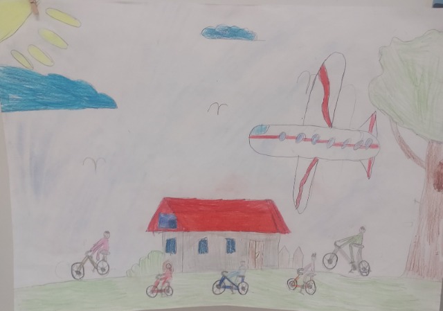 Konkurs plastyczny „Wiosenna wycieczka rowerowa z rodziną” - Obrazek 5