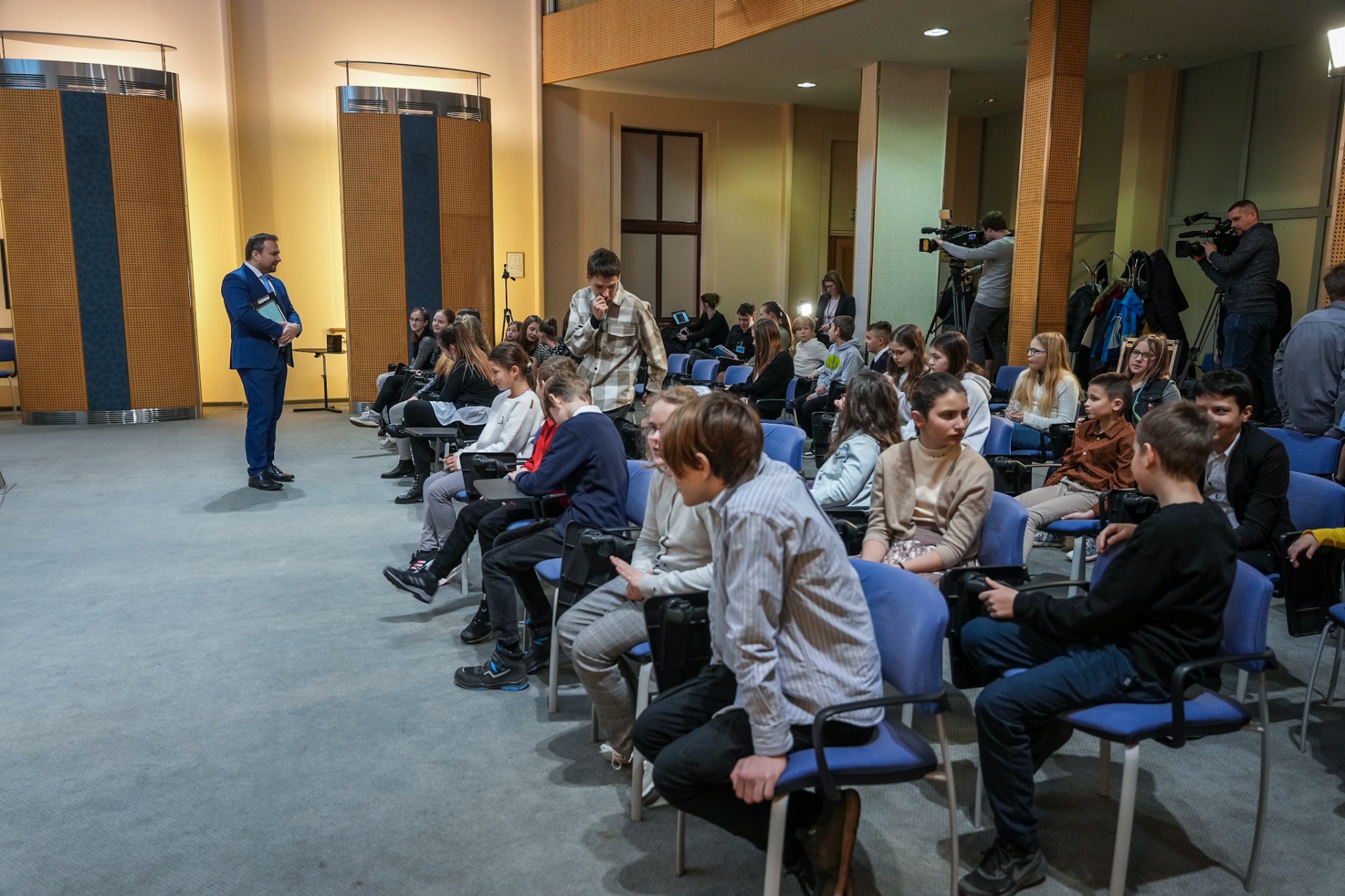 Tisková konference Unicef a české vlády k výzkumu Mladé hlasy  - Obrázek 4