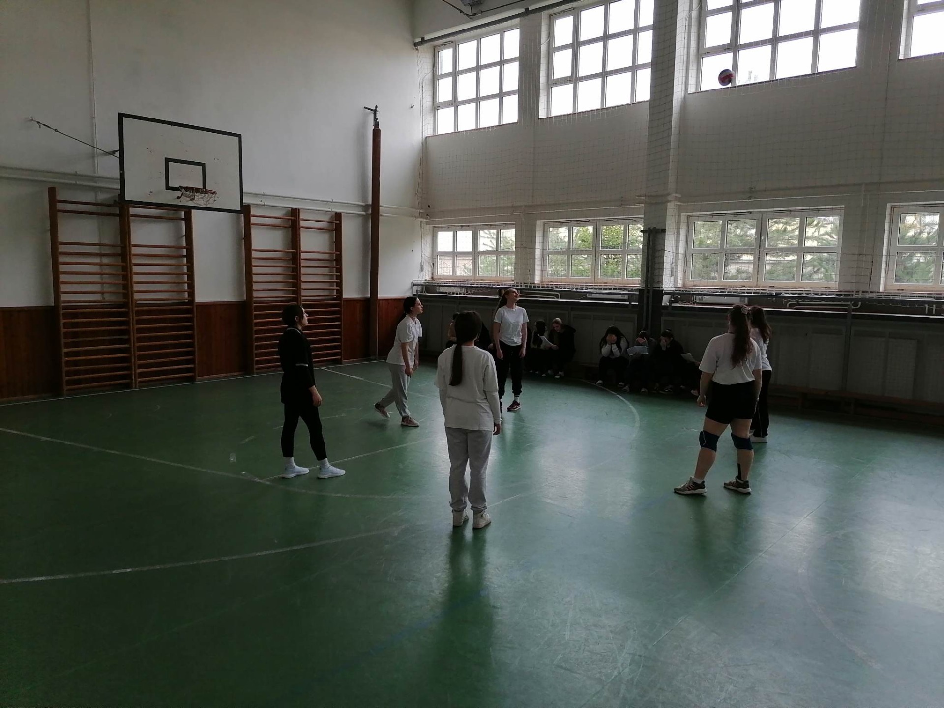 Majstrovstvá školy vo volejbale - 1.ročníky