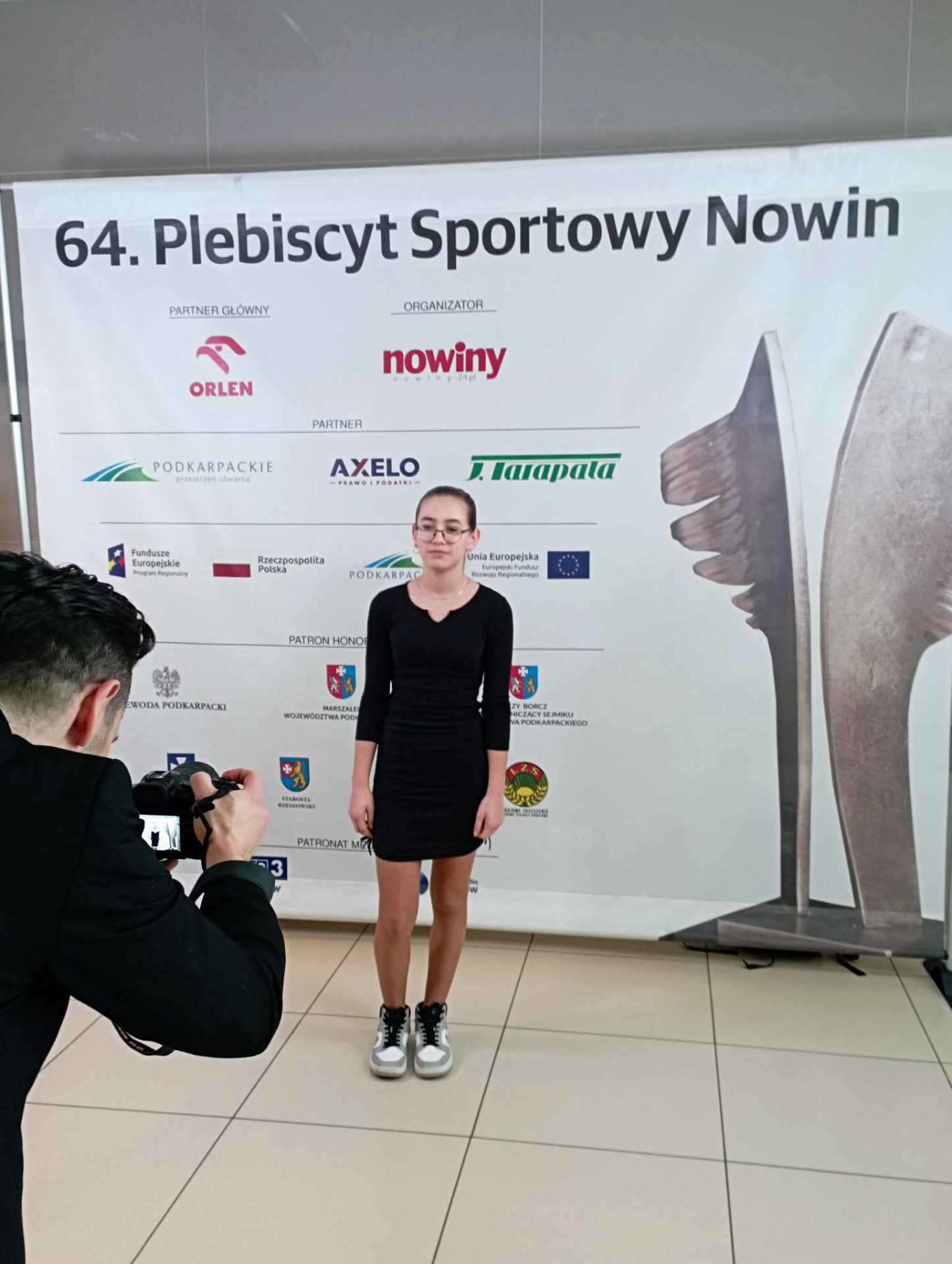Martyna Błaż z klasy VII Najpopularniejszym Sportowcem Roku 2023 w powiecie brzozowskim w Plebiscycie Sportowym NOWIN - Obrazek 3