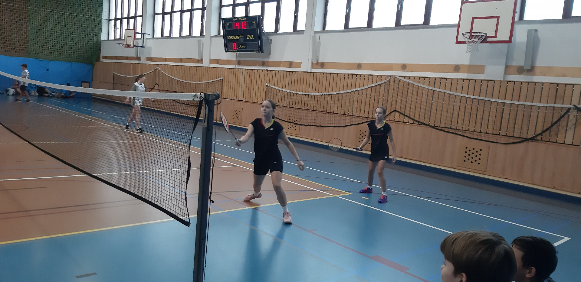 Igrzyska Młodzieży Szkolnej w Drużynowym Badmintonie Dziewcząt - Obrazek 3