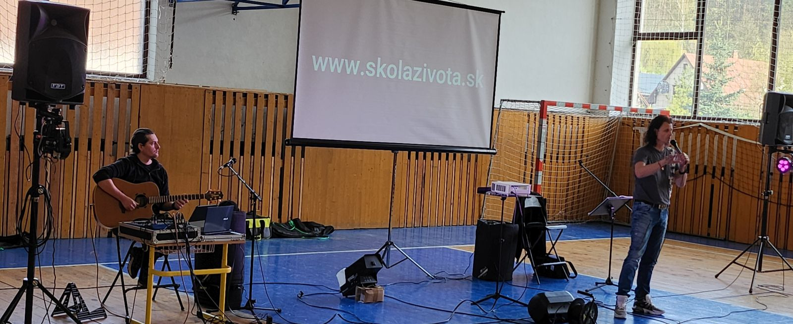 OZ Škola Života - výchovný koncert - Obrázok 3