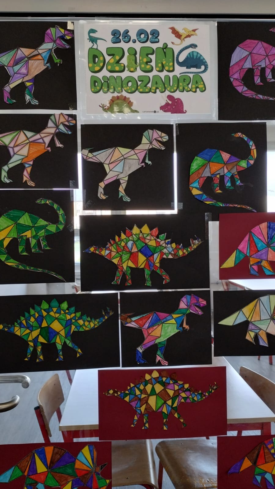 Dzień Dinozaura w świetlicy szkolnej - Obrazek 1